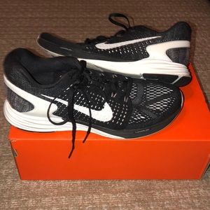 Nike lunarglide 7 size 10